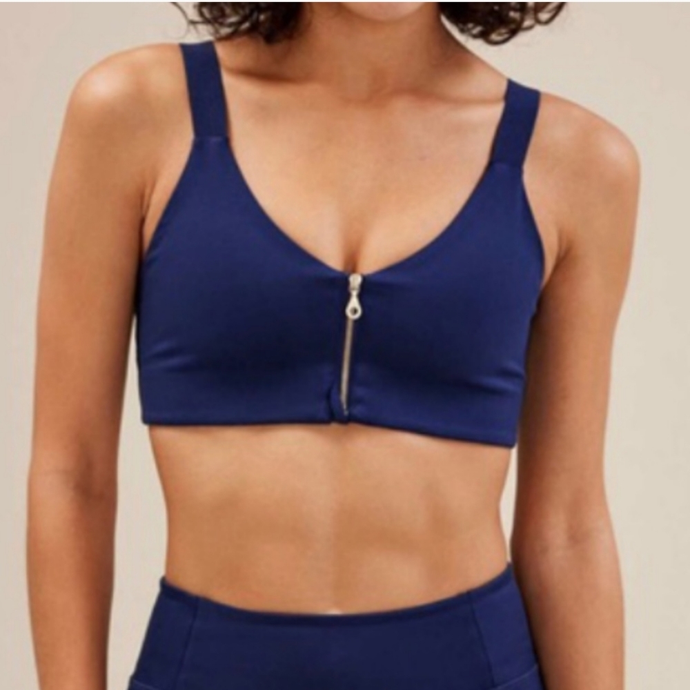 Girlfriend Collective front fasten sports bra